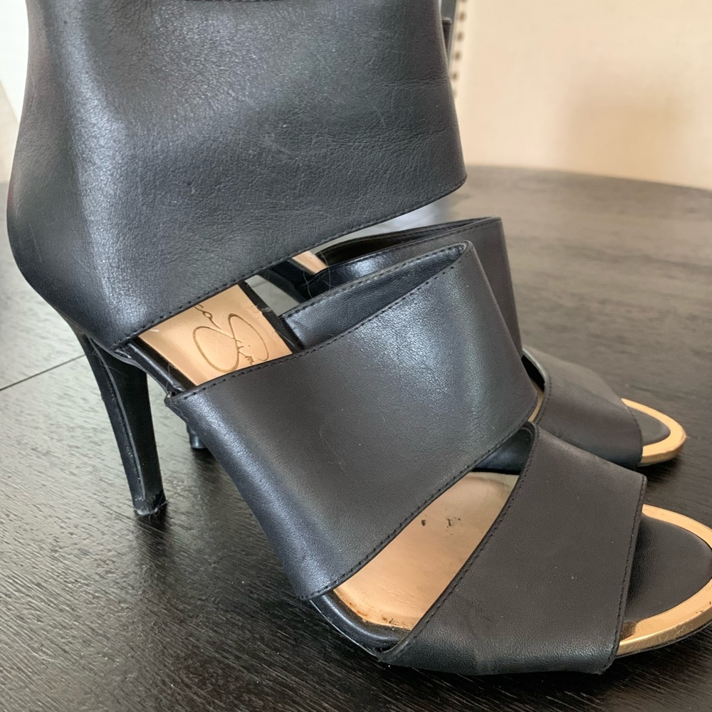 Jessica Simpson high heels